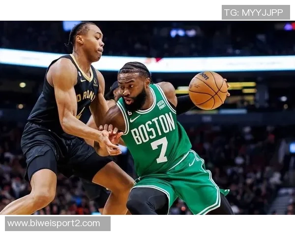 加兰进攻助力显著但防守端成普理查德与布朗的负担 加兰进攻助力显著但防守端成普理查德与布朗的负担