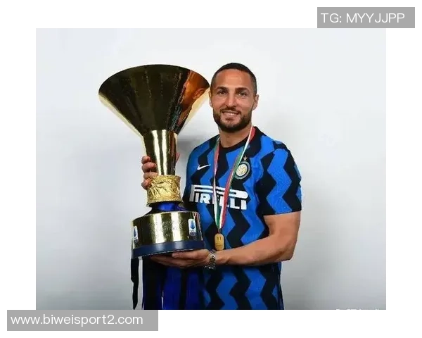 穆尼奥斯膝盖手术后水晶宫冬窗计划引进新右翼卫