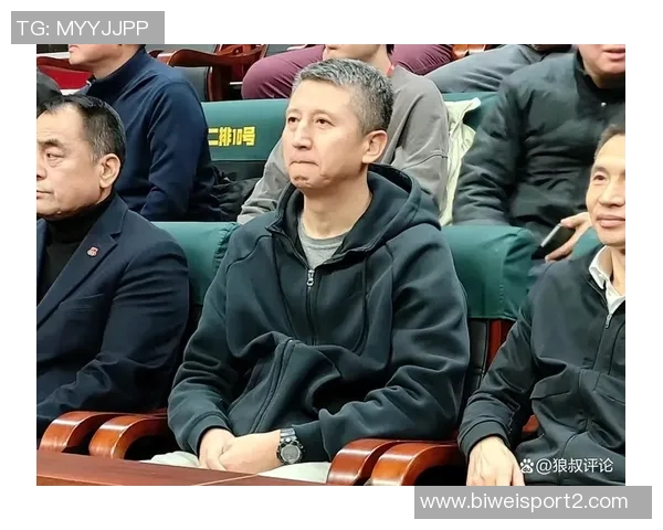 苏群点评卢指导末节不使用四名首发策略避免针对登哥的争议 苏群点评卢指导末节不使用四名首发策略避免针对登哥的争议