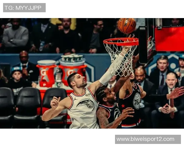 怀特称与武切维奇挡拆配合默契增强球队进攻武器提升整体表现 怀特称与武切维奇挡拆配合默契增强球队进攻武器提升整体表现