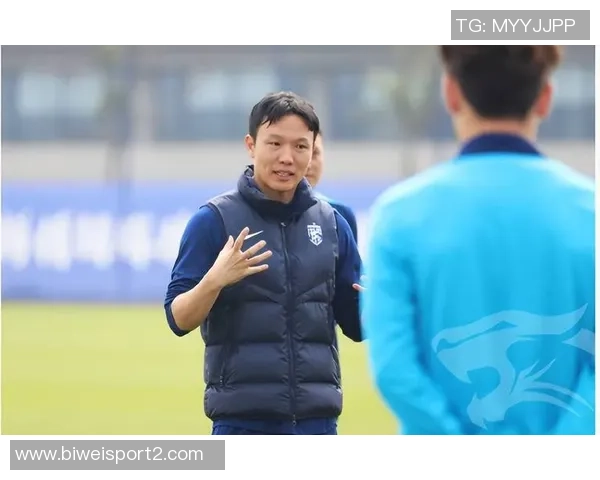 祝福武汉三镇队代理主教练邓卓翔生日快乐愿他带领球队再创辉煌 祝福武汉三镇队代理主教练邓卓翔生日快乐愿他带领球队再创辉煌